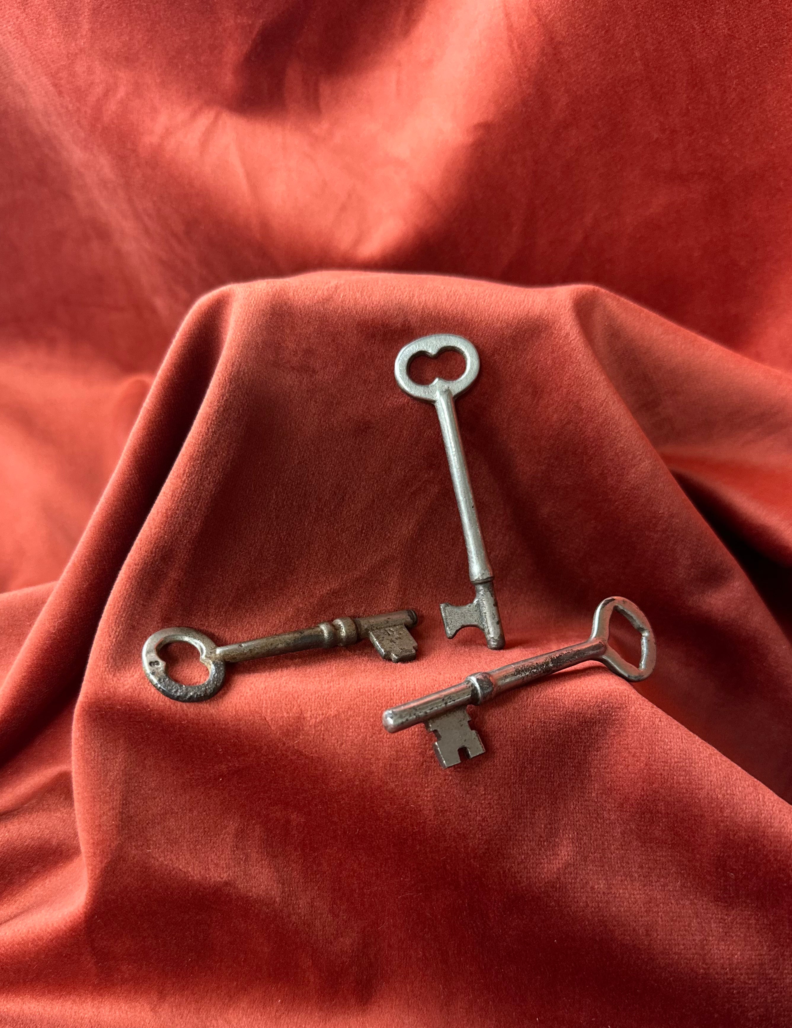 Antique Skeleton Keys (Consecrated)