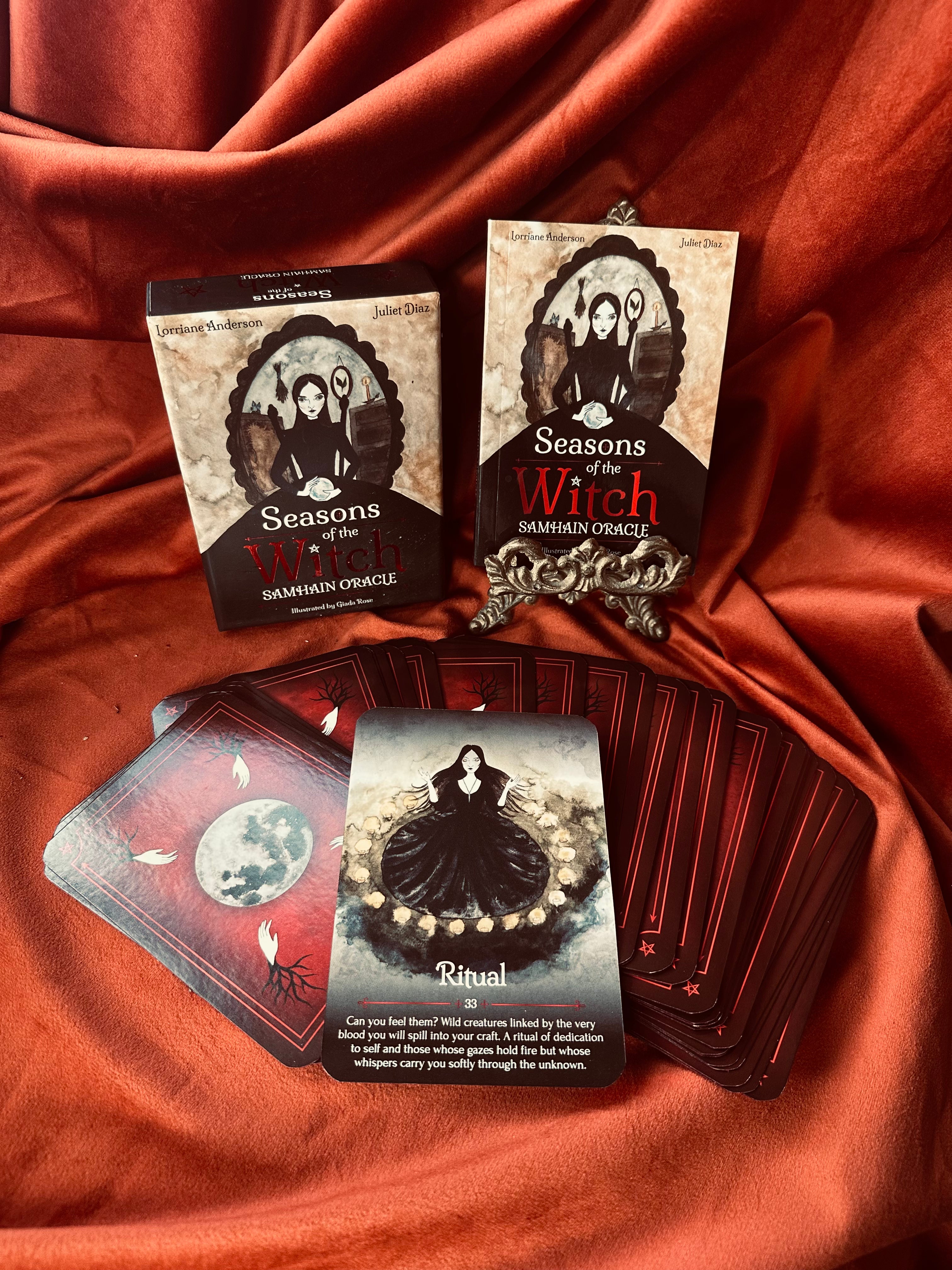 Seasons of the Witch: Samhain Oracle-(Used Deck, Great Condition)